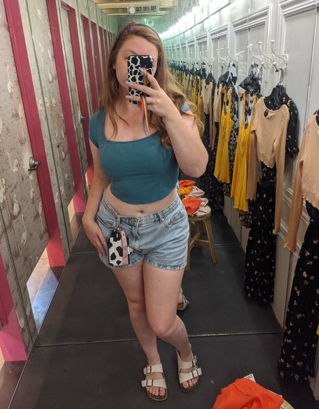 hooters onlyfans free porn galleries