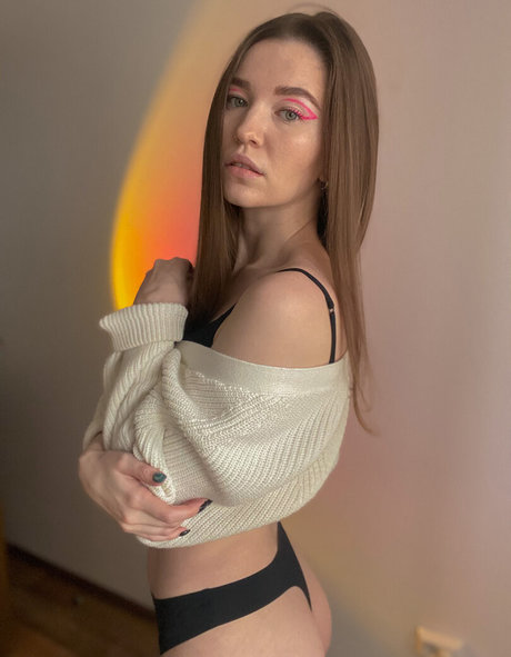 lily mint hd star archive