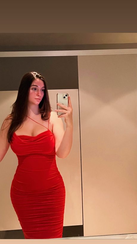 mariexcari naked pornstar pics