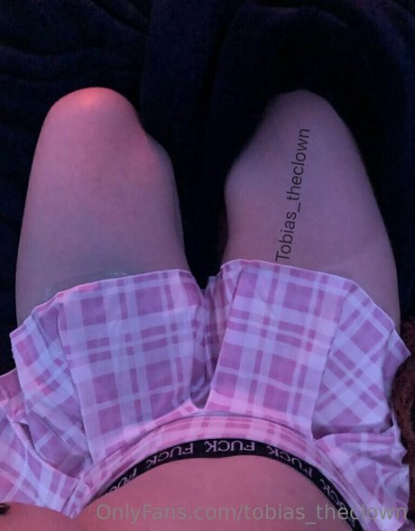 tobias theclown model hd pic