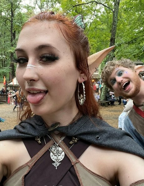 gillianfoxglove sex model gallery