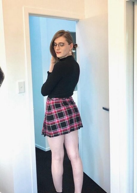 Alice In Wonder1and sex pornstar photo