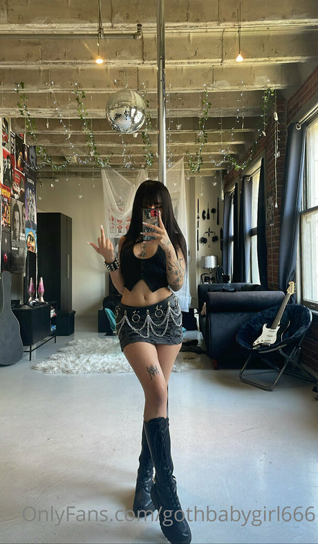 gothbabygirl666 star naked photos