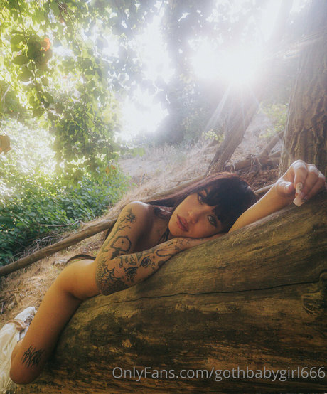 gothbabygirl666 hd actress image