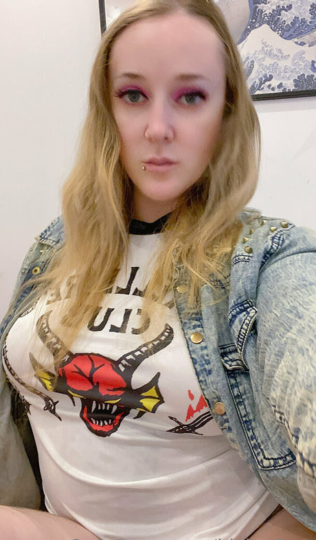 kisicafree model xxx picture