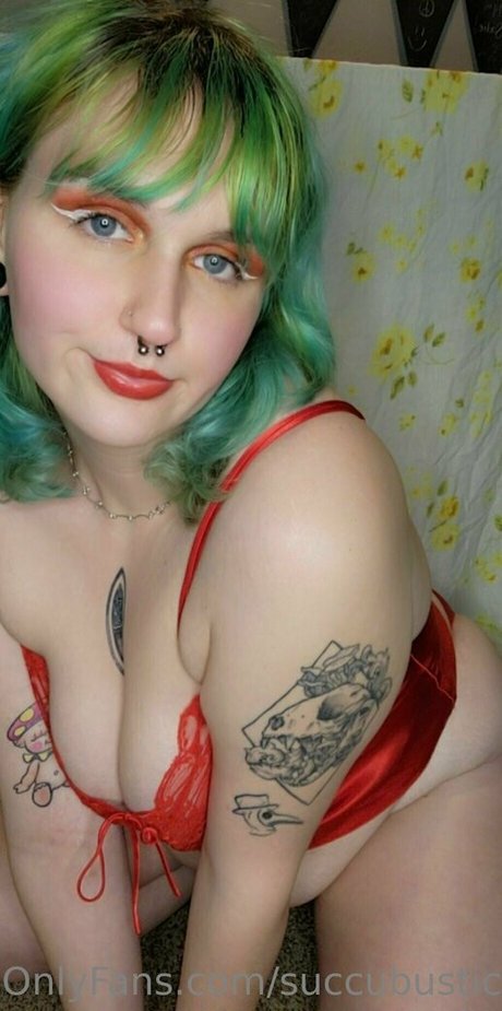 succubusticslut star porn gallery