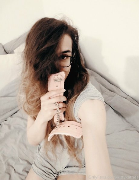 asian piercing onlyfans exclusive photo