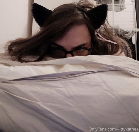 kittykathee erotic star image