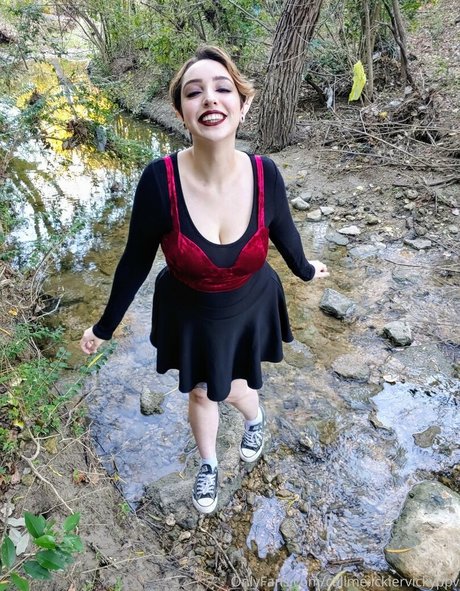 callme ickiervickyfree star naked image