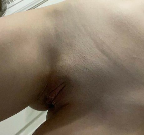 Wallfartss nice model photo