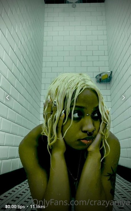 Crazyaniya beautiful model photo