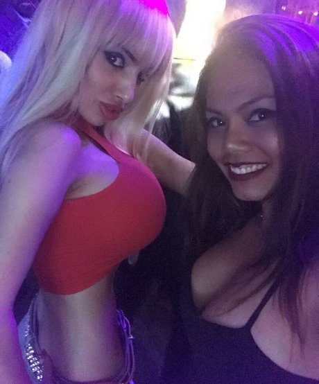 nude strip onlyfans hot naked photo