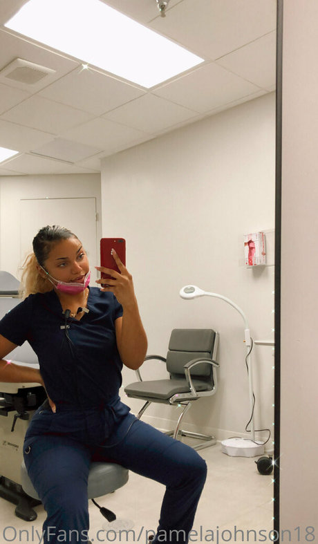 pamelajohnson18 erotic actress pics