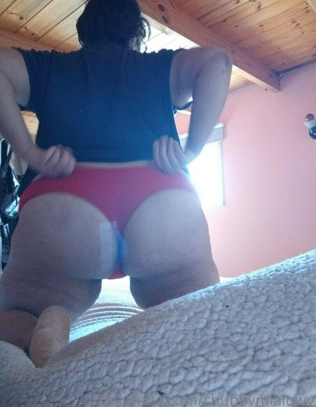 chubbymialowy art pornstar picture