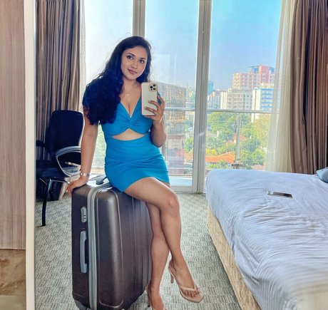 cuckold feet onlyfans erotic photo