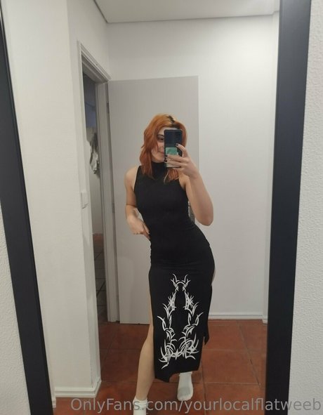 yourlocalflatweeb pornographic model pics