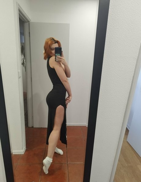 yourlocalflatweeb model top pics