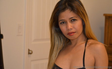 dreamymeige model exclusive gallery