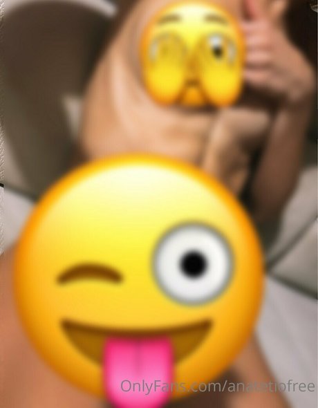 anatetiofree free model photos