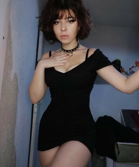 Violet Fox star perfect photos