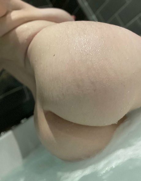 emilyvip model exclusive image