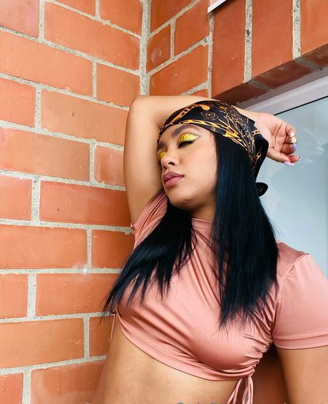 yurat exclusive star image