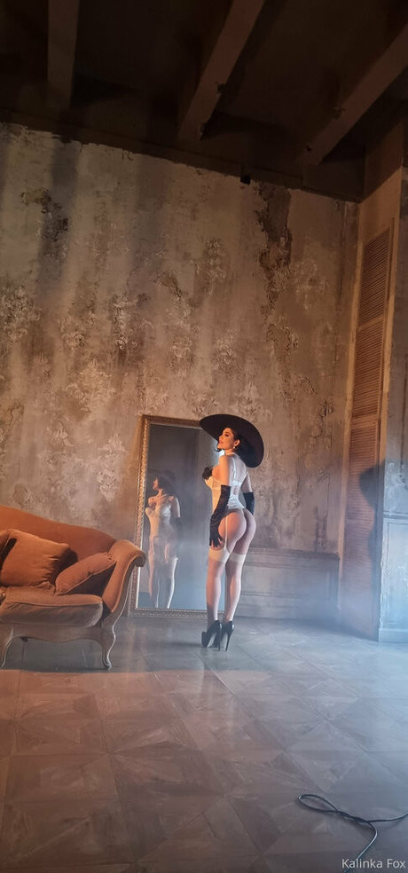 kalinkafox erotic model picture