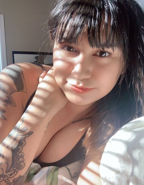 olliepov model adult photos