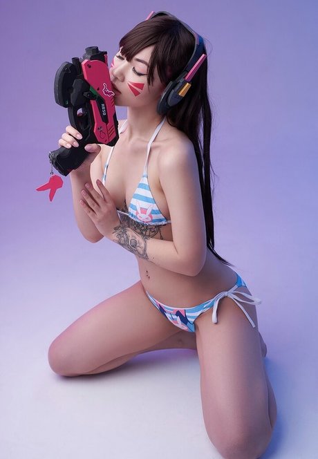 Miss Mononoke pretty model photo