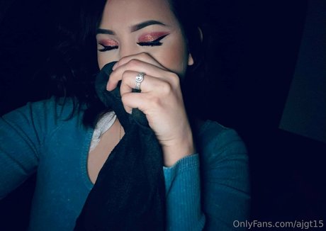 ajgt15 pretty actress img