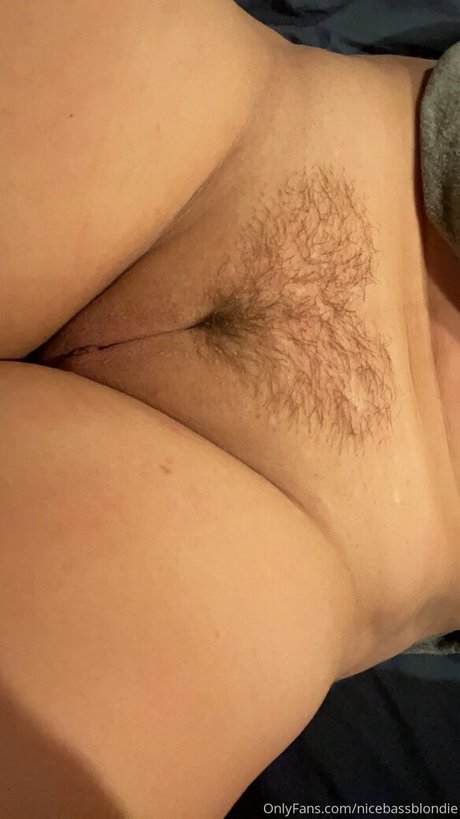 18 year old onlyfans hot pictures