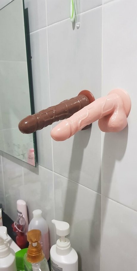 amyamorevip star pornographic image