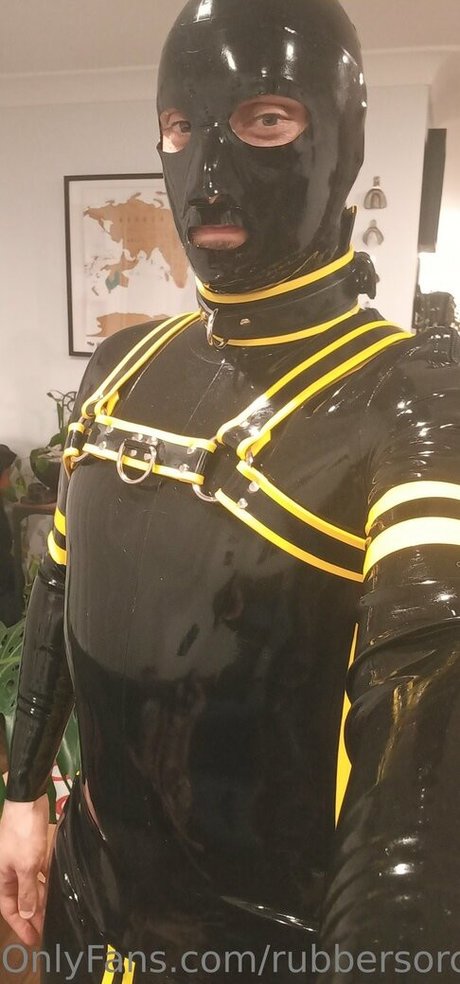 rubbersorcerer pornstar nude pics