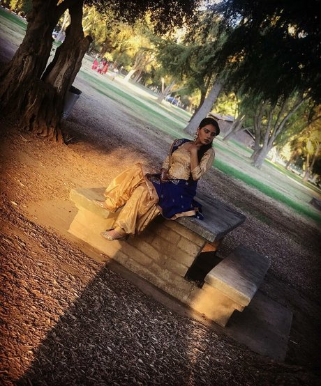 Sukh Bains star sexy pictures