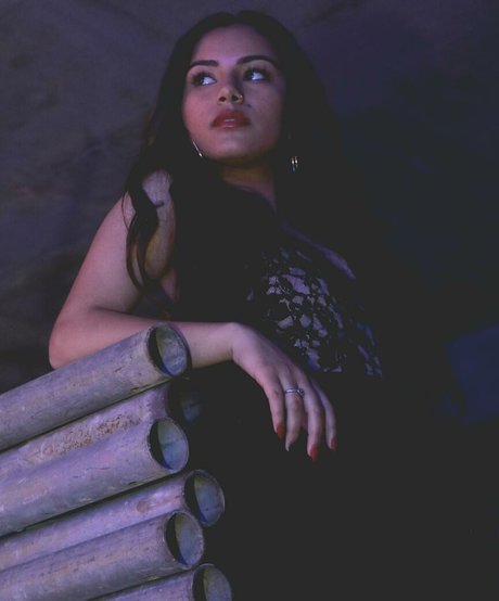 Sukh Bains beautiful pornstar archive