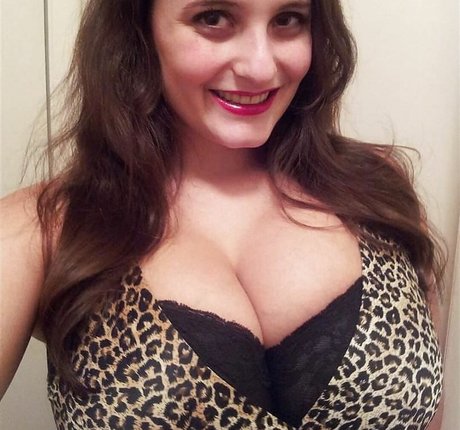 Avery Harwood pornstar erotic image