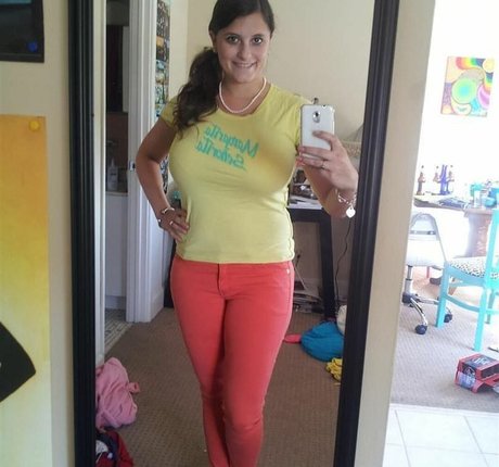 Avery Harwood erotic model pictures