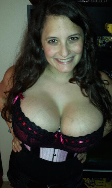 Avery Harwood perfect model pic