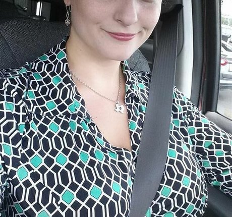 big tits mom onlyfans free naked gallery