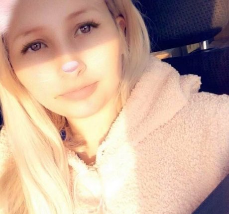 xoxbuttonsbabee exclusive pornstar archive