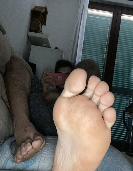 youloveyourkingfeet model free pics