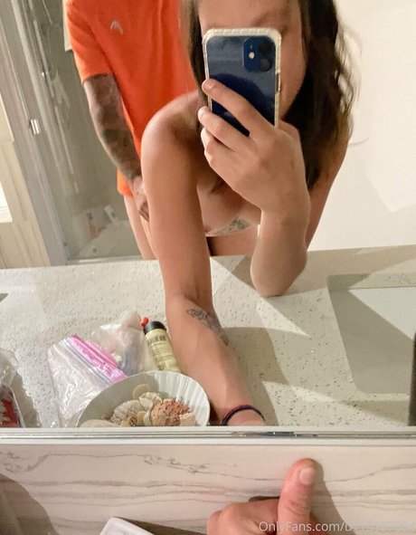 loloplayb pornstar naked photo