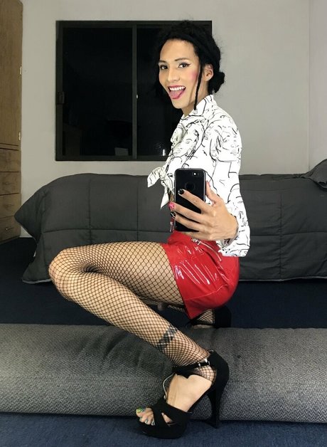 Lavaltl pornstar archive