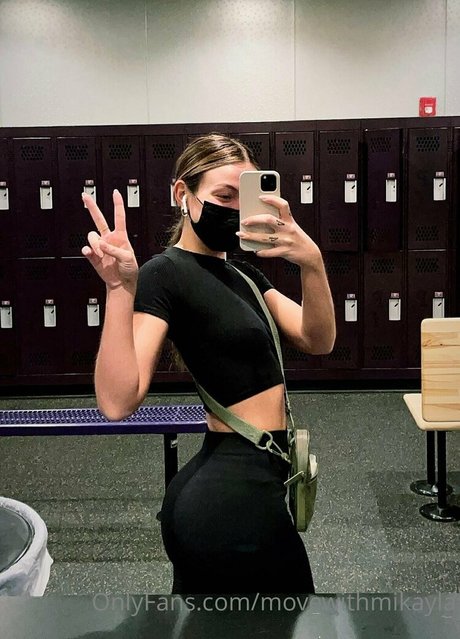 movewithmikayla sexy pornstar pic