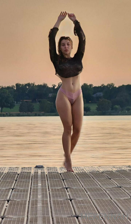 mekennaharchives star hot picture