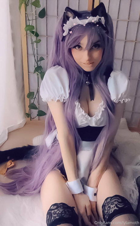 lylamoth star sexy image