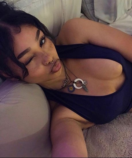 Oirpacid pornstar erotic pic