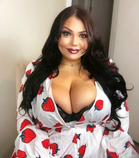 bbwaspasia model nude pictures