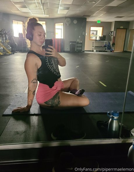 PiperMaePeach art pornstar galleries