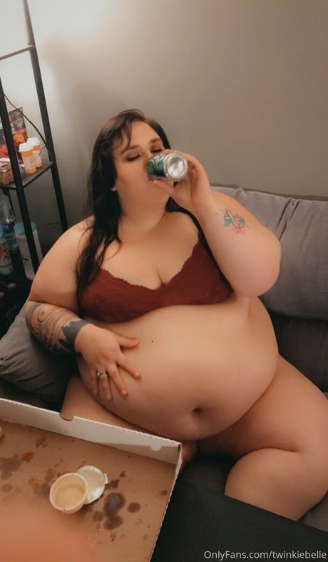 twinkiebelle pornographic actress pic